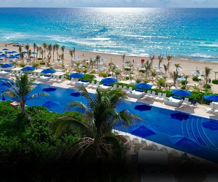 Cancun Webcams in Caribbean Islands